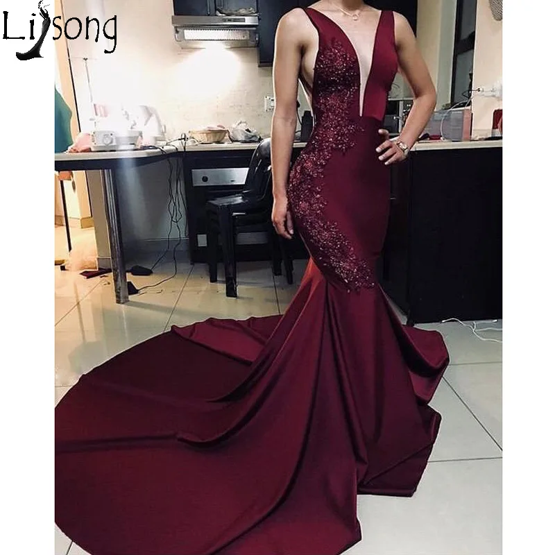 

Burgundy Mermaid Prom Dresses Deep V neck Sleeveless Beads Appliqued Long Evening Dress Robe de soiree Zipper Back Abendkleider