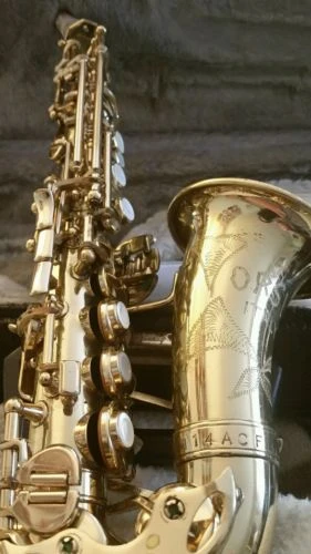 Curved king sopranino saxophone Clearance