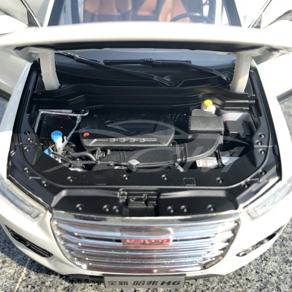 Литая модель автомобиля Great Wall все новые Haval H6 1:18 (белый/красный логотип)| |