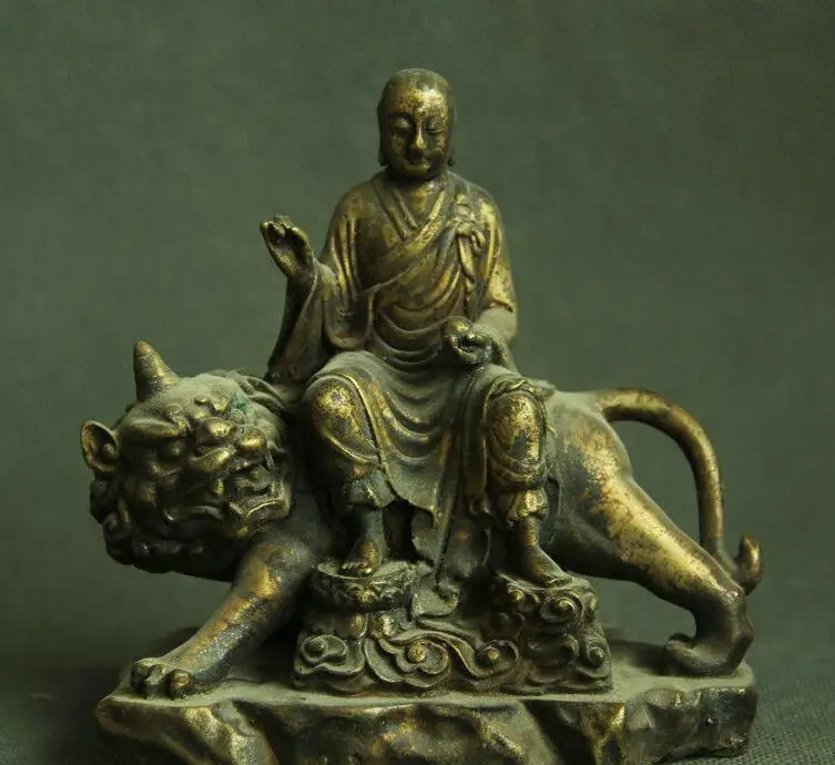 

880070237<<< Old China Bronze Ksitigarbha Netherworld Leader Ride Beast Statue