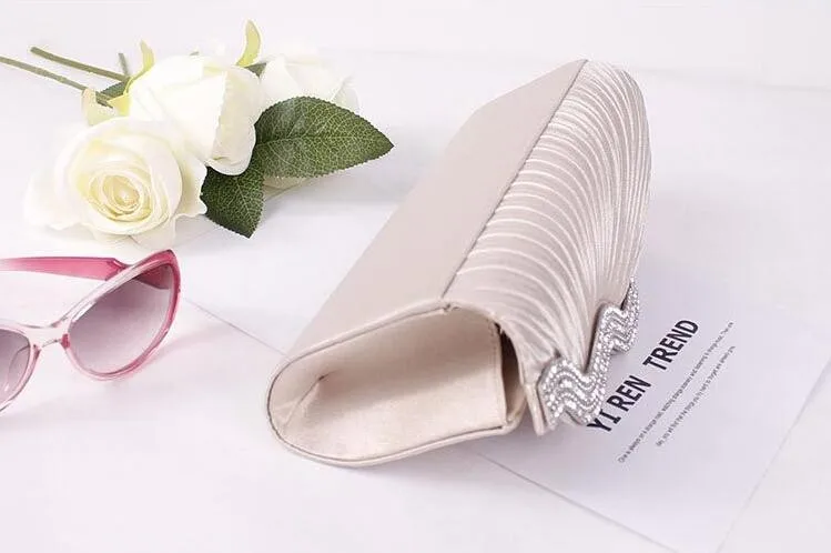 Women Rhinestone Evening Hand Bag Satin Wedding Purse Bridal Party Purse Chain Dinner Day Clutch Vintage Handbag bolsos XA308H Women Rhinestone Evening Hand Bag Satin Wedding Purse Bridal Party Purse Chain Dinner Day Clutch Vintage Handbag bolsos XA308H