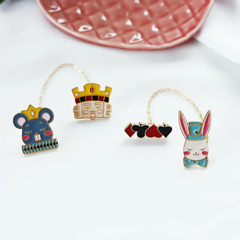 

2pcs Suit Cute Animal Rabbit Rat Brooch Pin Metal Chain Connection Badge Needle Decor Accessory New Year Gifts For Girlfriend