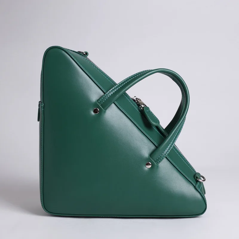 

Super seabob 2018 New Pattern Concise Solid Portable Wrist Package Fashion PU Woman Triangle Mini-bag High Quality DA094