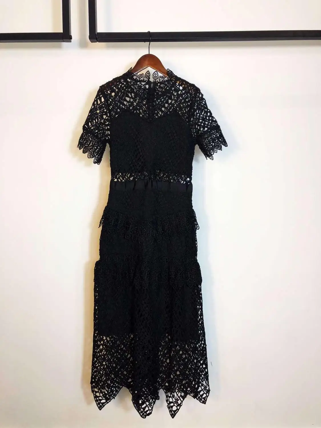 Robe Designer Dames Vintage Nouveau Noir Portrait 2019 Auto Robes D'été Élégant Sexy Longue Ruches Dentelle Échancré En Maxi wREqqXfrx