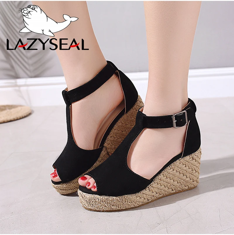 2019022719543915982845