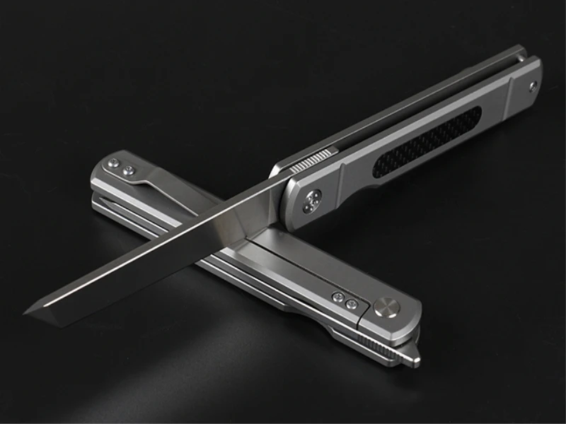 folding blade knife commander flipper D2 blade titanium + carbon fiber handle tactical pocket knives outdoor camping EDC tools folding blade knife commander flipper D2 blade titanium + carbon fiber handle tactical pocket knives outdoor camping EDC tools