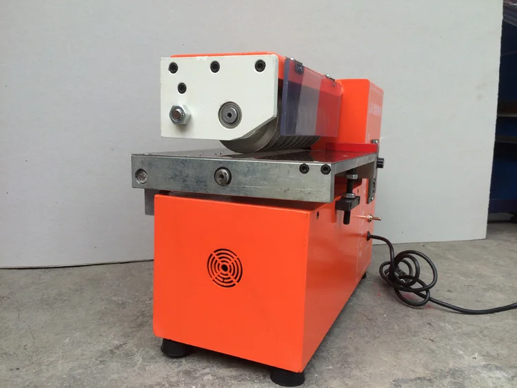 

220v Cutting width:0-300mm Speed controlled Artificial leather, cloth, rubber sheet Leather Strip Cutting Machine