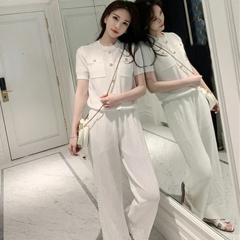 

2019 Korean White Fashion Knit Short Sleeve Suit Women Beading Button 2 Set Woman Conjunto Feminino Trousers Fashion Clothes