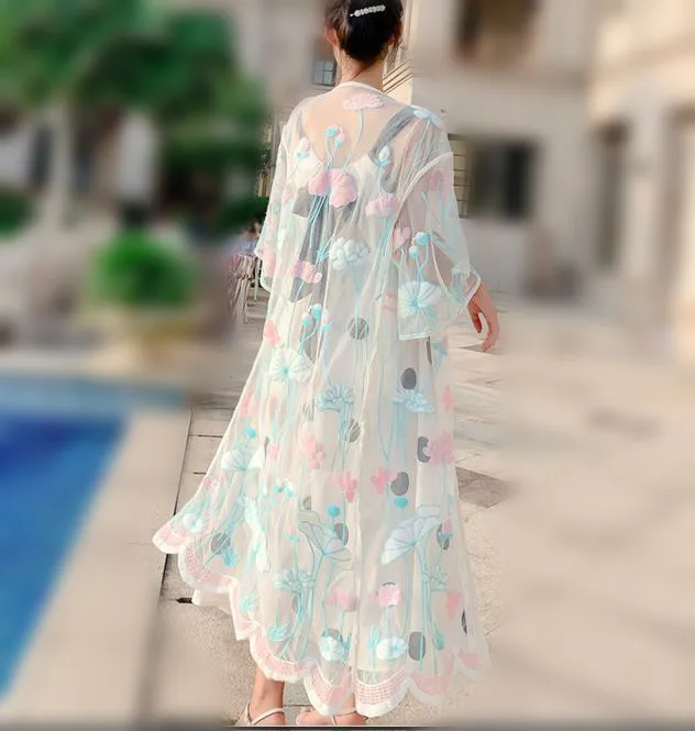 

2019 Summer Women Embroidery Lotus Kimonos Lady Holiday Beach Hollow Out Lace Kimonos Female Butterfly Flower Lace Cardigans