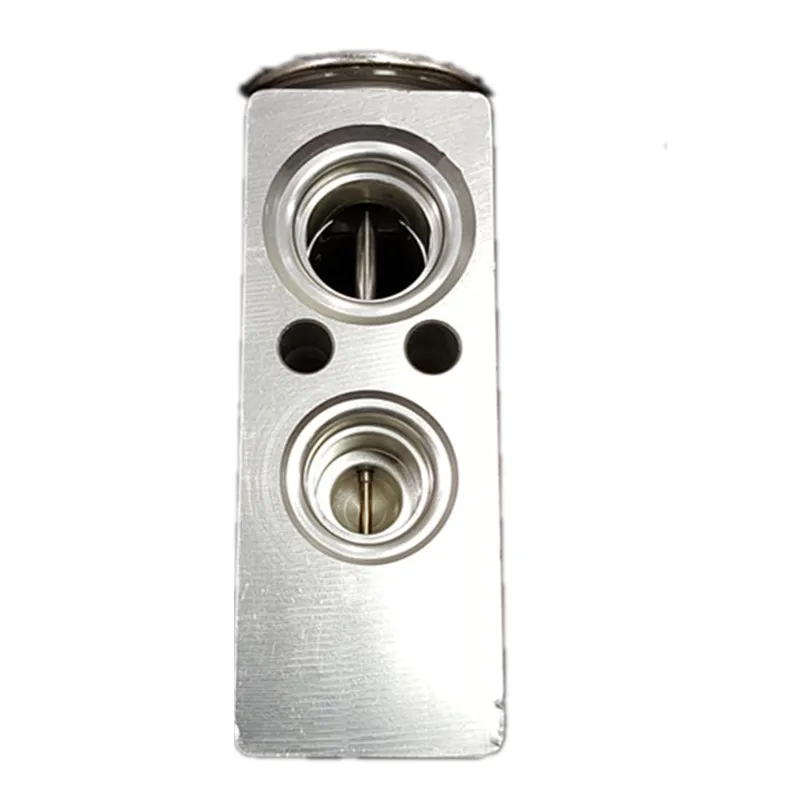 

Air conditioning expansion valve 2005Fo rd2005 Cold air expansion valve Evaporator shutoff valve Evaporator expansion valve