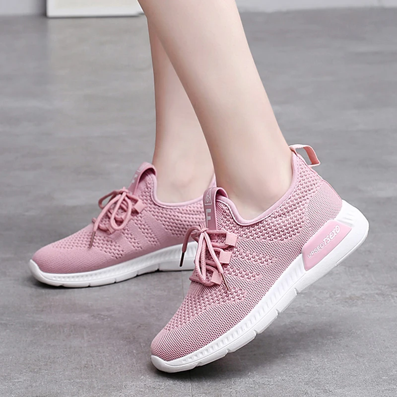 

TRAANO 2019 Women Sneakers Super Light Flyknit Vulcanized Shoes For Basket Femme White Sneakers Fashion Women Casual Shoes C-137