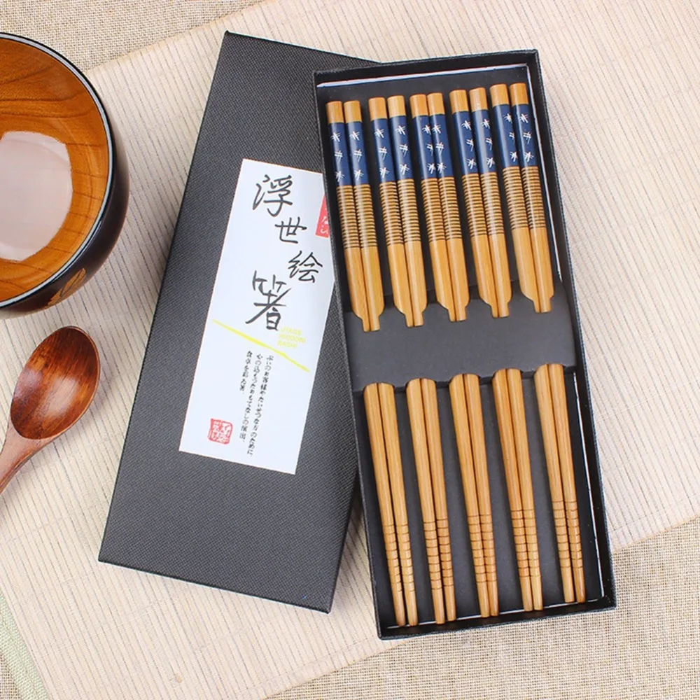 

5 Pairs Japanese Style Reusable Wooden Chopsticks Classic Style Gift Set