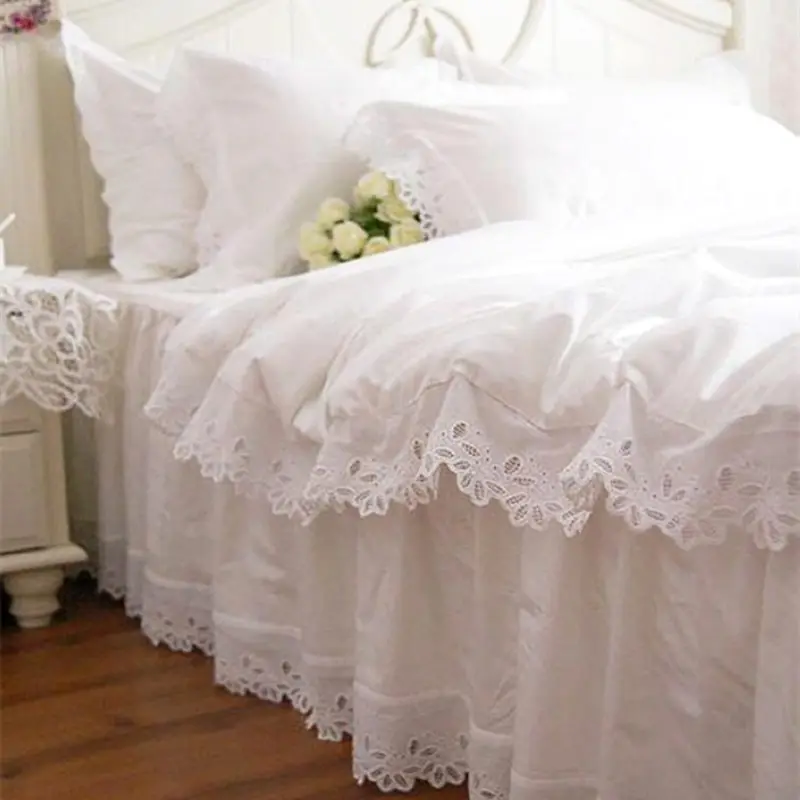 Fashion European Bedding Set White Satin Hollow Out Embroidery Bedding Duvet Cover Cotton Elegant Bedspread Lace Pillowcase