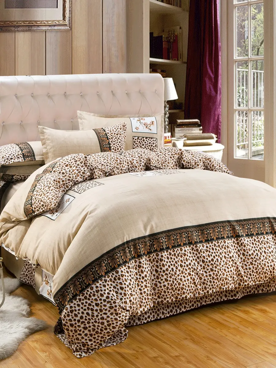 

4 Pcs Bedclothes Set Modern Leopard Pattern Luxury Soft Bedding Set