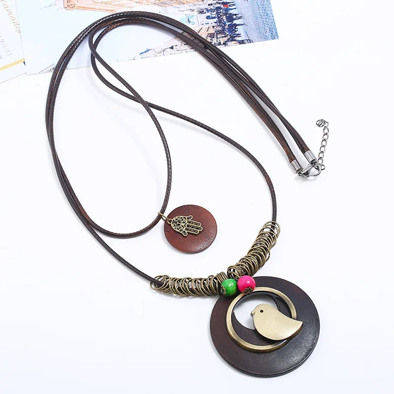 7436998429_2118088041