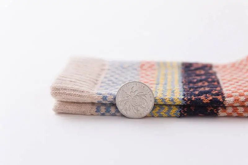 Vintage Men Wool Socks Ethnic Style Geometric Plaid Socks Fashion Male Striped Middle Tube Sock Winter Warm Man Cotton Clothing (7)