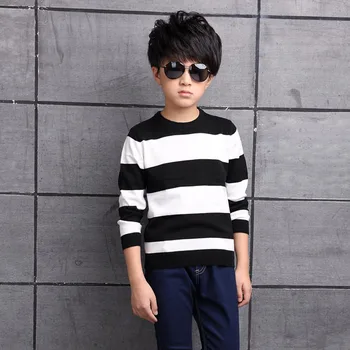 

Children's striped sweater with black and white stripe knitwear.4-13 years old