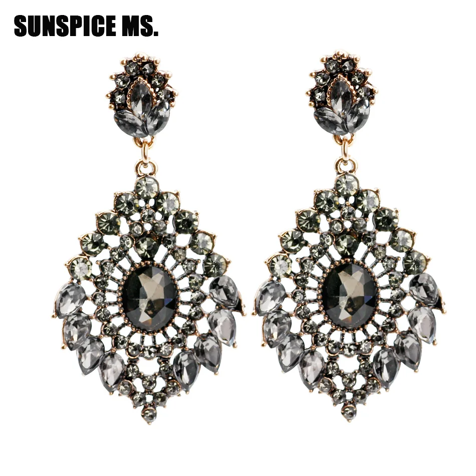 

Fashion Bohemia Gray Crystal Long Dangle Earrings For Women Hollow Flower Ethnic Jewelry Antique Gold Color Birthday Gift 2018