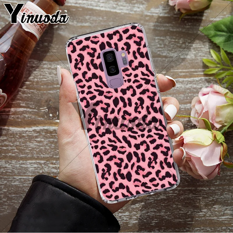 giraffe leopard tiger zebra Wild Print 