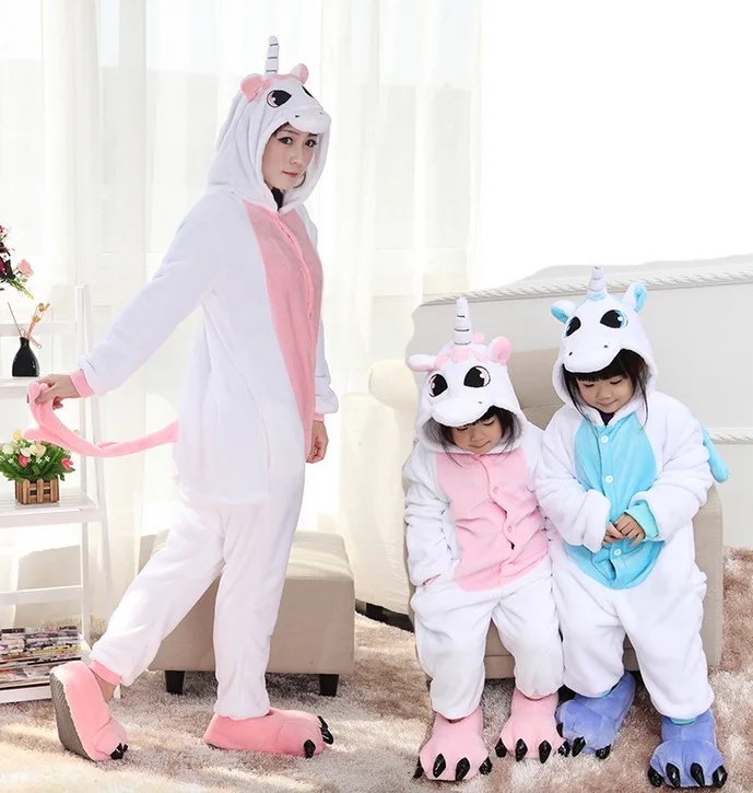 Пикачу Семья подходящая друг к другу одежда для сна totoro stitch Косплэй родителей для маленьких девочек пижама для мальчиков зимний комбинезон SA1381