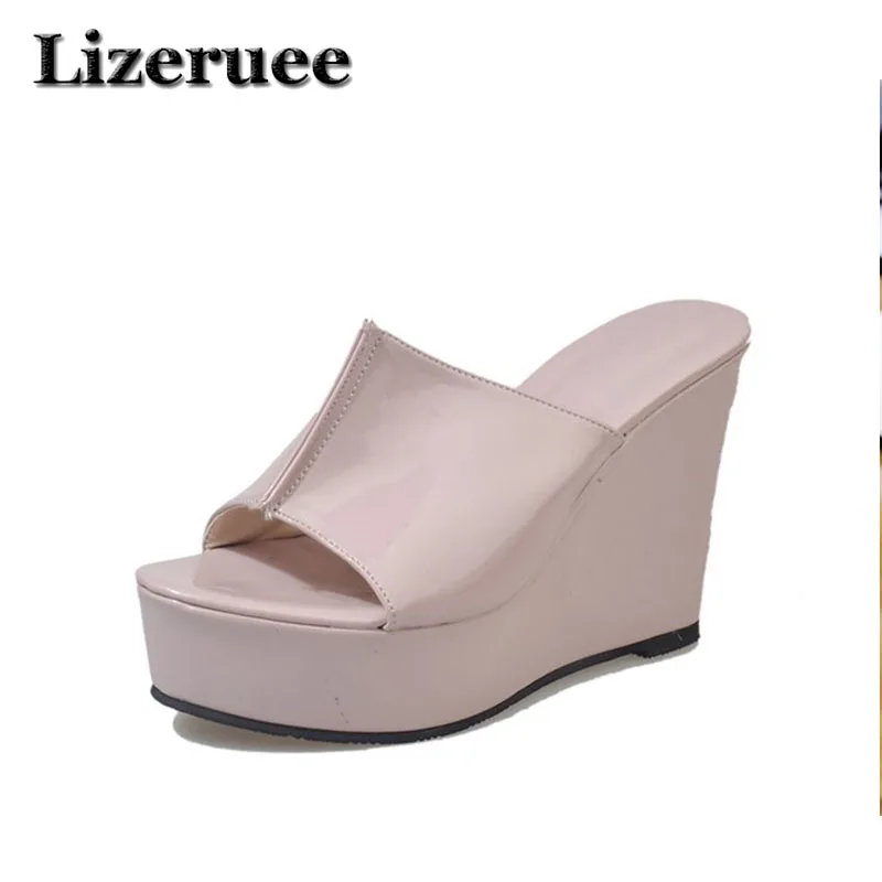 

Summer Wedge Slippers Platform High Heels Women Slipper Ladies Outside Shoes Basic Clog Wedge Slipper Flip Flop Sandals ME195
