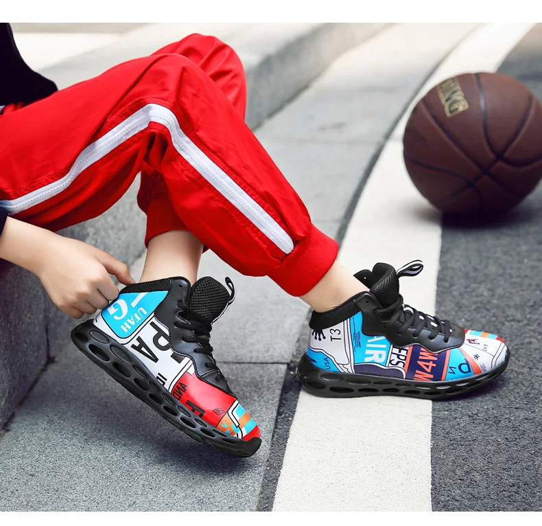 Стиль граффити Печать дизайн Баскетбольная обувь для подростков Дети Мальчики Спортивная обувь для детей уличные кроссовки