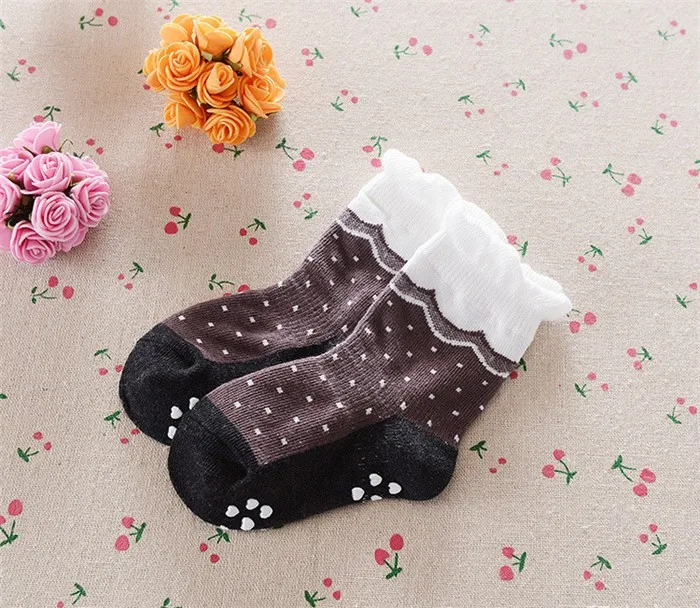 Детские носки для девочек на пике моды, осень-зима, 6 пар в упаковке/партии, детские противоскользящие носки узор в горошек, C-cll-001-6