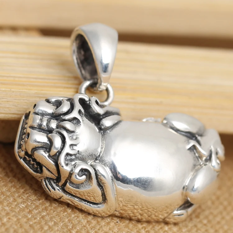 

Handmade Nepalese 925 silver pendant good luck Pendant sterling silver Bohemia Flower pendant