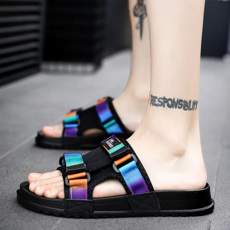 

Dropshipping 2019 Summer Mens Slides Fashion Beach Slippers Men Lightweight Flip Flops Men Outdoor Anti-Slip Sandals Plus Size