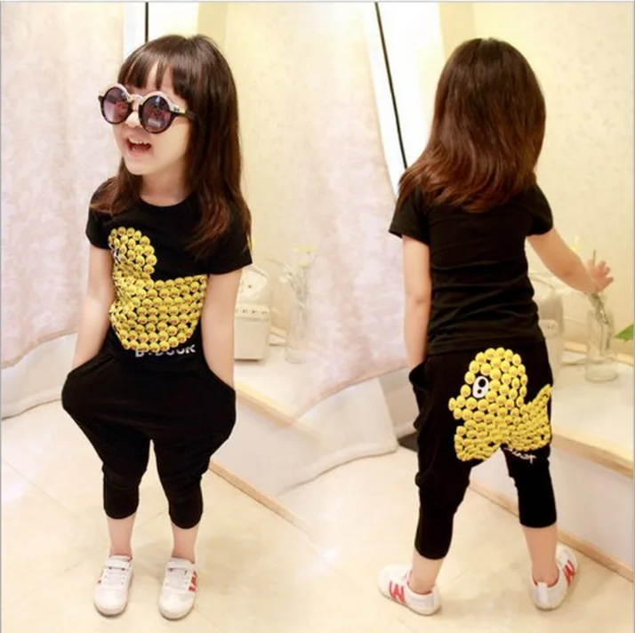 

2018 boy and girl summer casual cartoon ducks suit short-sleeve+pant 2pcs per set