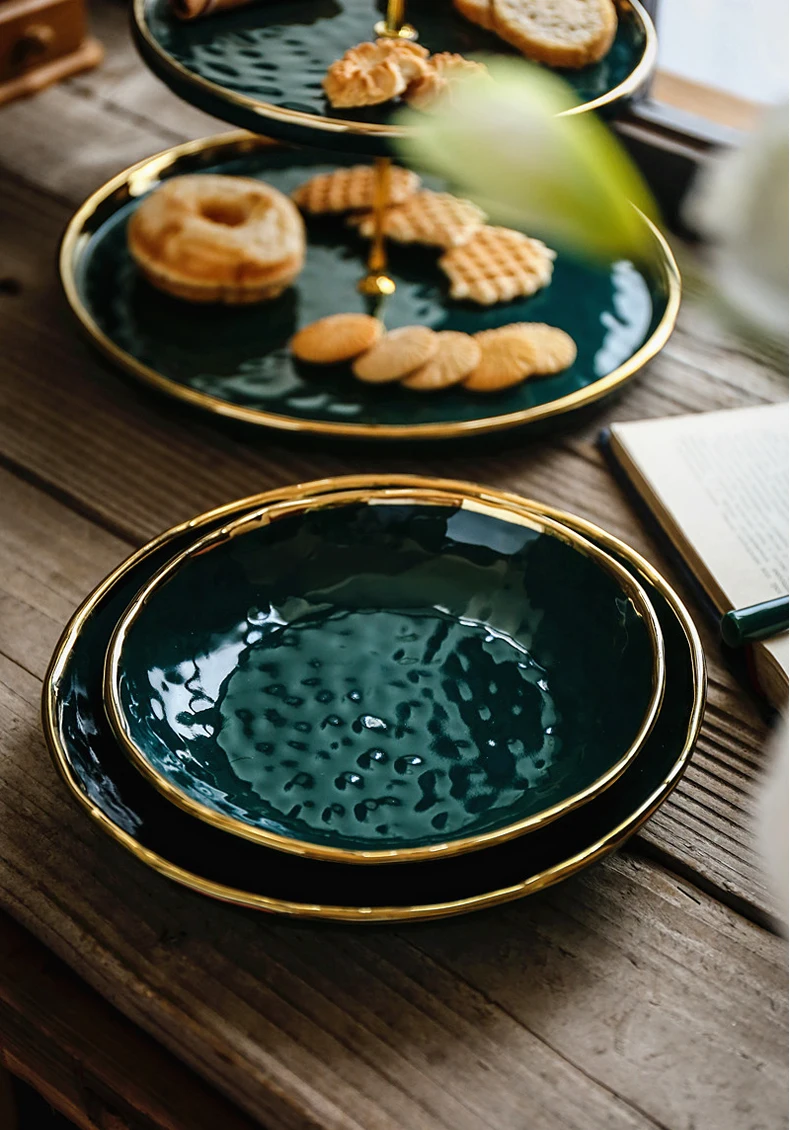 Нордический изумрудно-зеленый десертный стол английский послеобеденный чай торт полка керамическая струна двухэтажное блюдо для закусок фруктовая тарелка