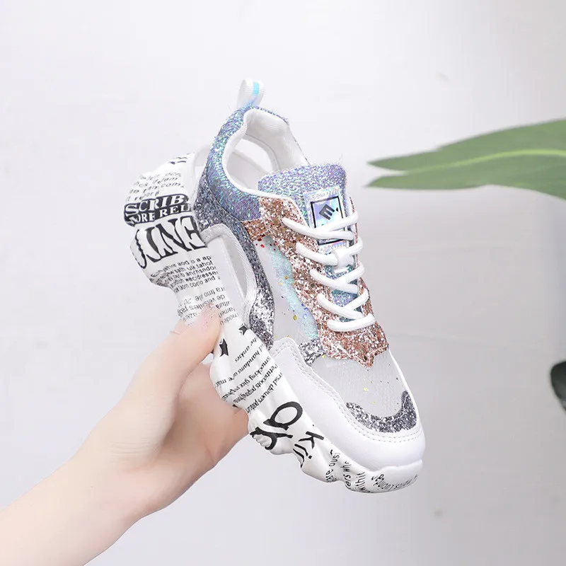 

2019 explosion models sneakers women's sandals mesh color matching hollow platform sandals sequins balloon bottom free post