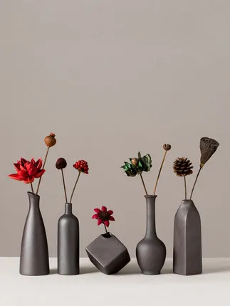 

Цветочная композиция в стиле ретро, маленькая керамическая ваза для украшения гостиной, боковая Подставка для телевизора с высушенными цве...