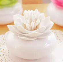  50pcs Lotus Cotton Toothpick Box Lotus Toothpicks Holder Cotton Bud Holder Base Room Decorate Toothpick Case 