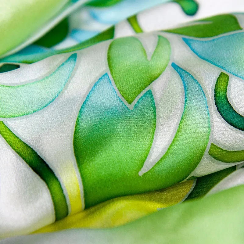 silk-scarf-138cm-01-flower-2-3