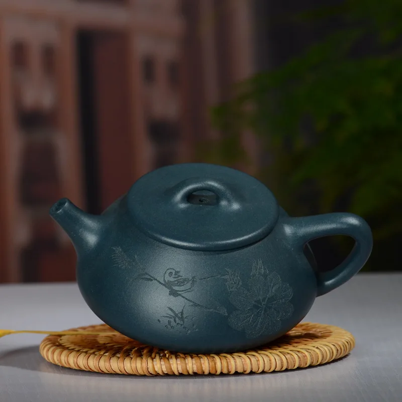 

200ML Authentic Yixing Purple Clay Teapot Raw Ore Qing Mud Stone Scoop Pot Flower Bird Pattern Art Zisha Drinkware Puer Kettles
