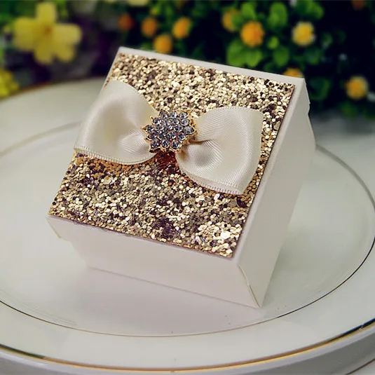 

free shipping6.5*6.5*4cm twinkle bowknot snowflake paper party chocolate box for wedding box party , GWBZ5