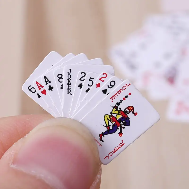 2 set Cute Miniature Dollhouse 1:12 Mini Poker Playing Cards Home Decoration Toys Random delivery