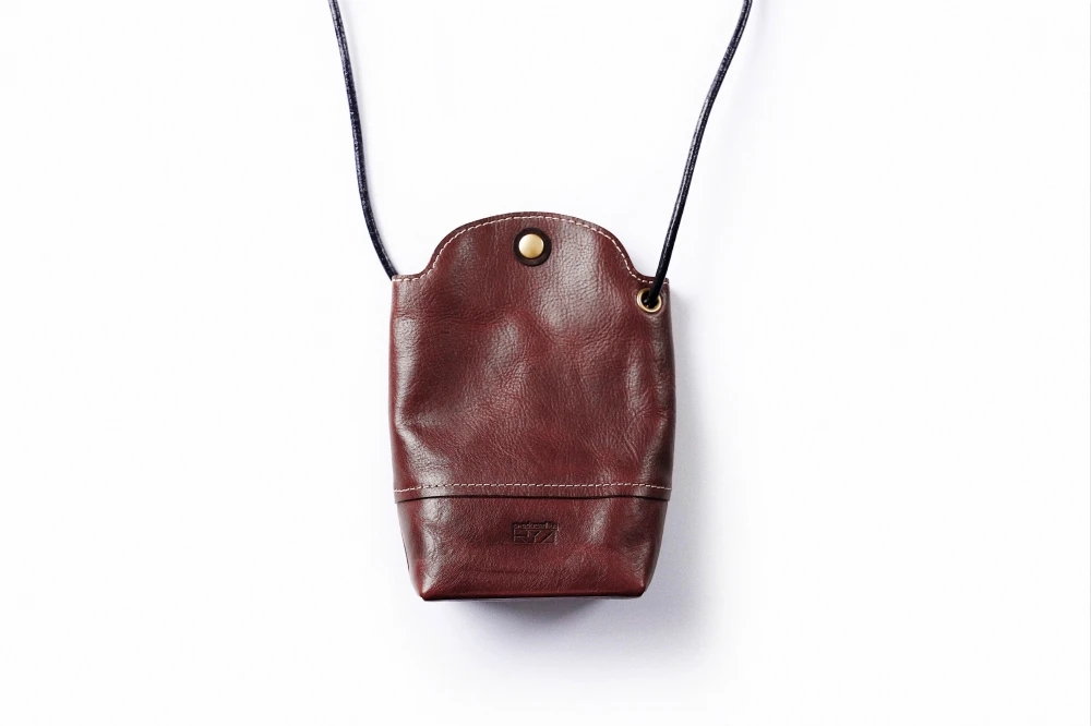 ladies leather bag