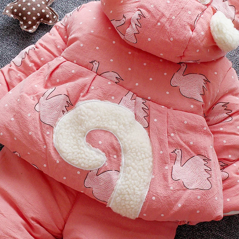 Осенне Зимняя одежда для маленькой девочки, комплект с изображением лебедя Стиль добавить на Хлопчатобумажной Подкладке теплое От 0 до 2 лет, комплект одежды для новорожденных из 2 шт./компл. платье для прогулок