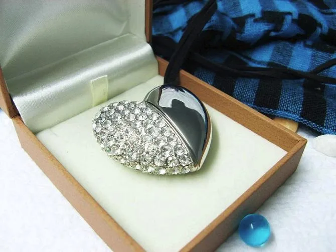 Бесплатный шнурок для ожерелья бесплатно DHL Алмазное сердце флэш-память флэш-накопитель 8 ГБ 16 ГБ 32 ГБ 4 ГБ USB флэш-накопитель Флешка(Пользовательский логотип