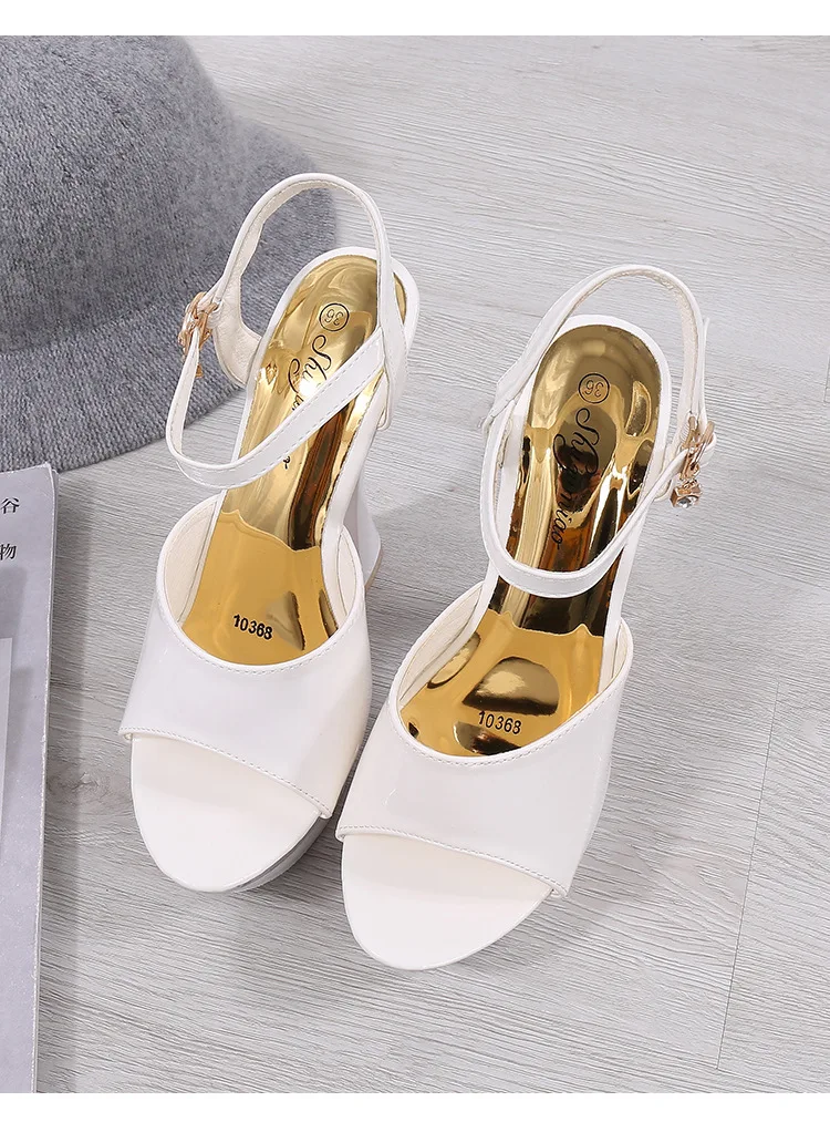 10914578989_2138732029