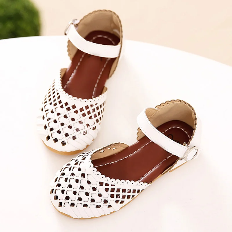girls closed toe sandals