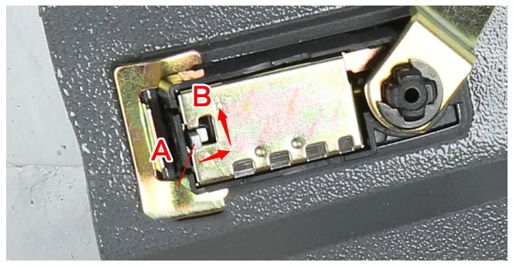 3106470937_239023417