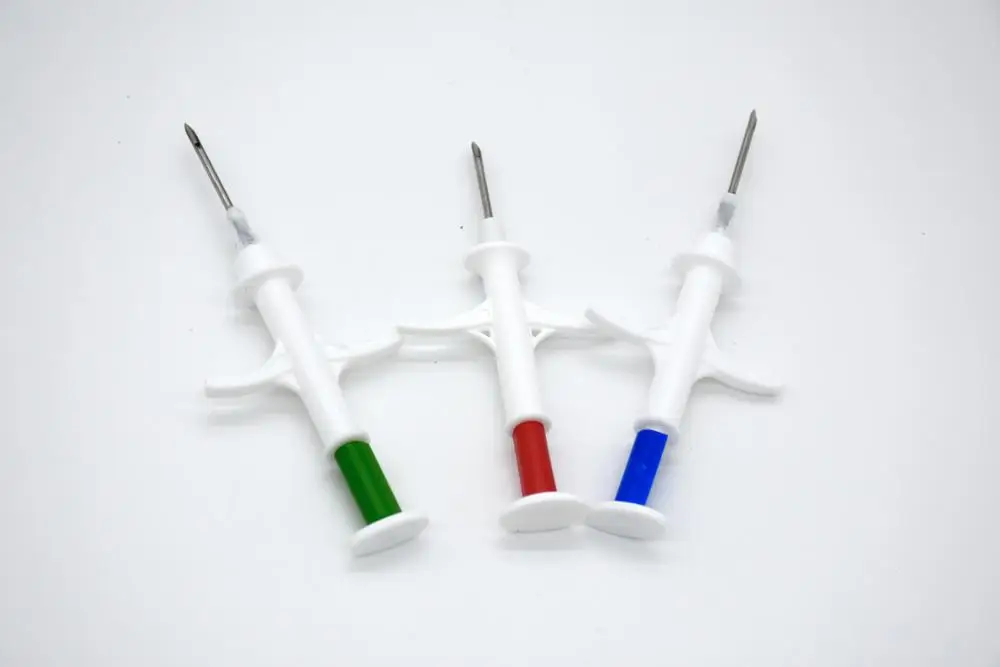 

Readell 100pcs/Lot FREE SHIPPING RFID Microchip syringe with transponder 2.12x12mm FDX-B free ICAR number glass chip
