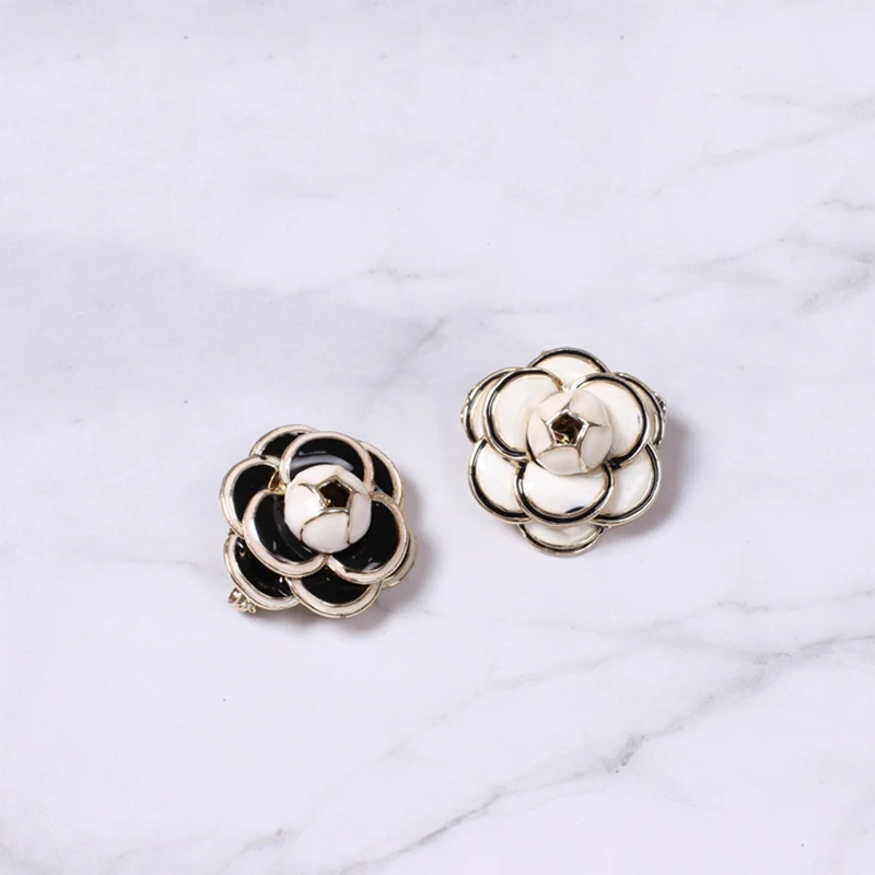 CC broches ювелирные изделия из жемчуга женские булавки для воротника до брошь платья винтажные жемчужные броши 5 букв ручной работы девушки аксессуары для верхней одежды damen