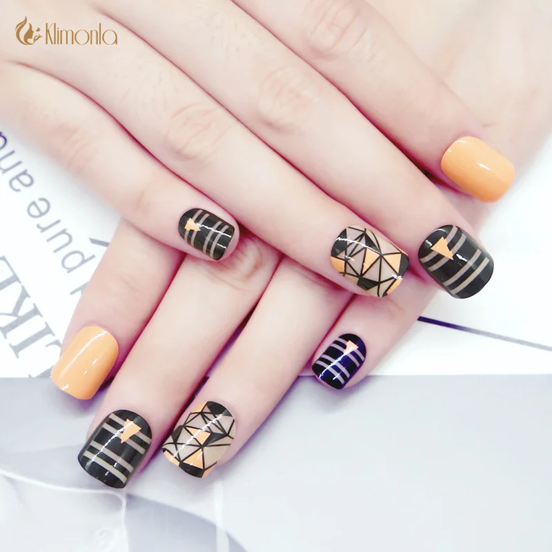 

24Pcs/Set Black Stripe False Nail Tips Full Cover Fake Nail Decoration Pre-design Nail Art Accessories For Ladies