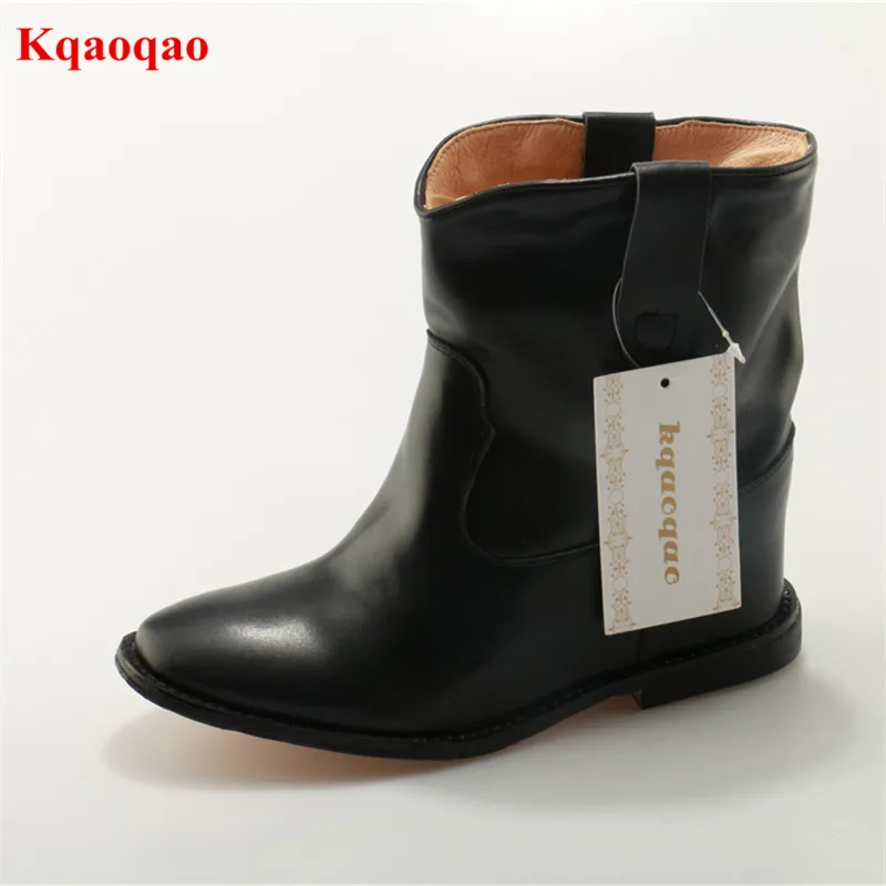 

Black Pointed Toe Slip On Casual Boots Buckle Design Solid Platform Rain Boots Luxury Brand Botas Femeninas Sexy Concise Boots
