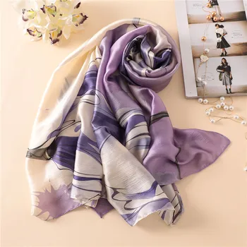 

2019 luxury brand Women Silk scarf Shawl and Echarpe Luxurious Wrap Designer scarves female beach stole bandana