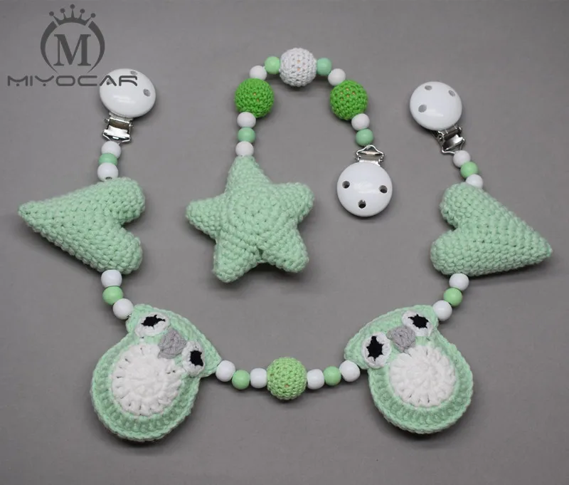 

MIYOCAR handmade wood clip green Crochet heart with stroller toy chain for pram stroller mobile rattle wooden bead crochet